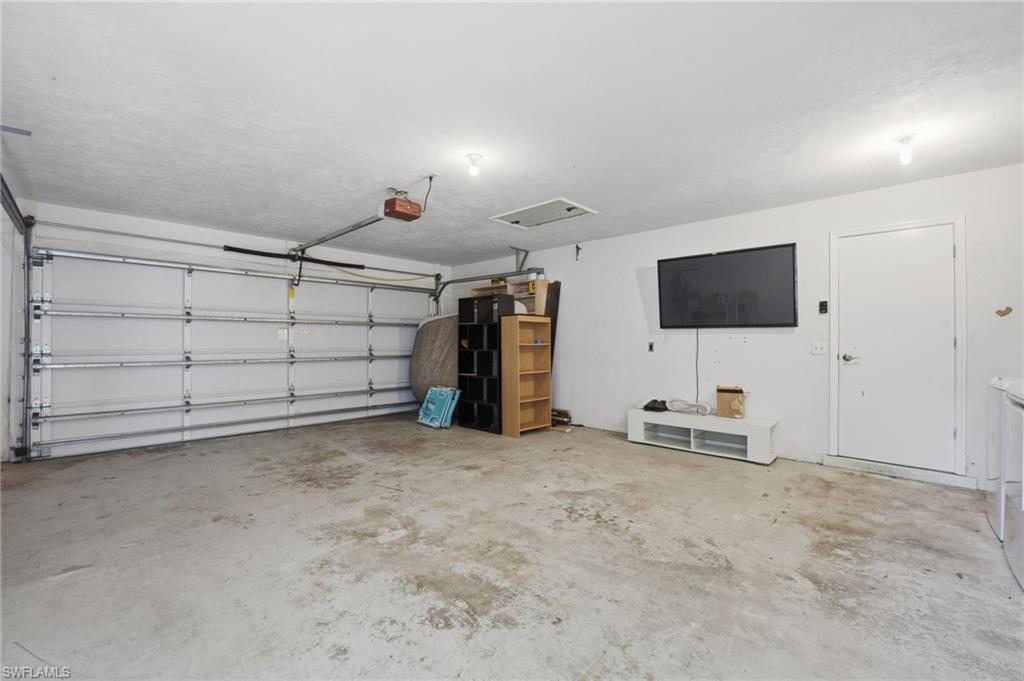 18401 Huckleberry Rd Property Photo 13