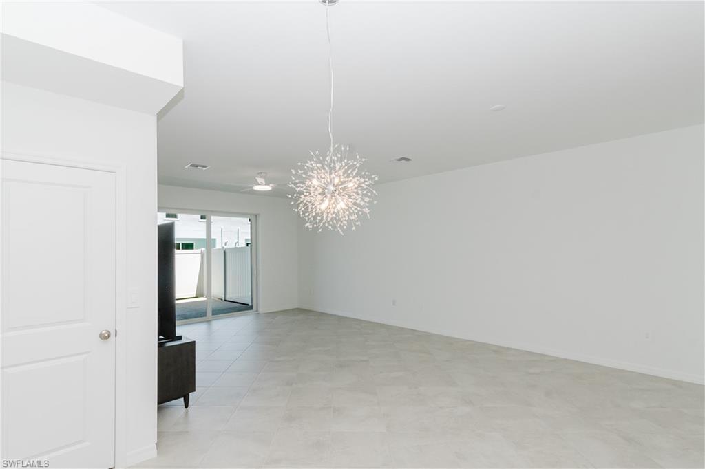 14815 White Pearl Rd Property Photo 5