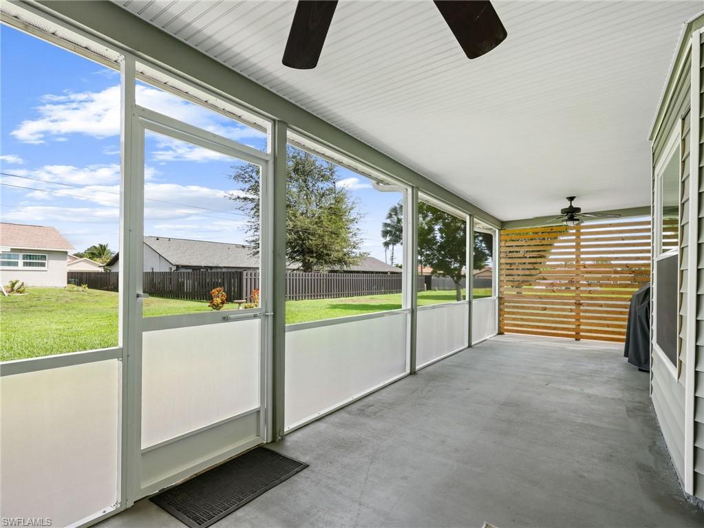 27 9th Pl Property Photo 20