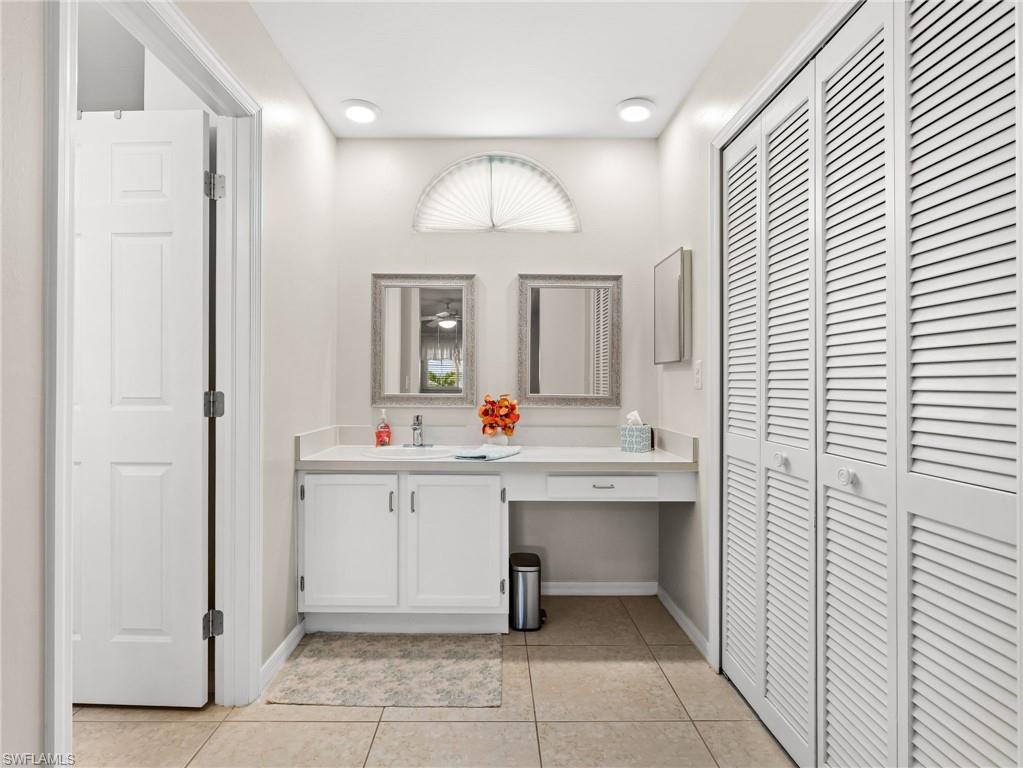 27 9th Pl Property Photo 24
