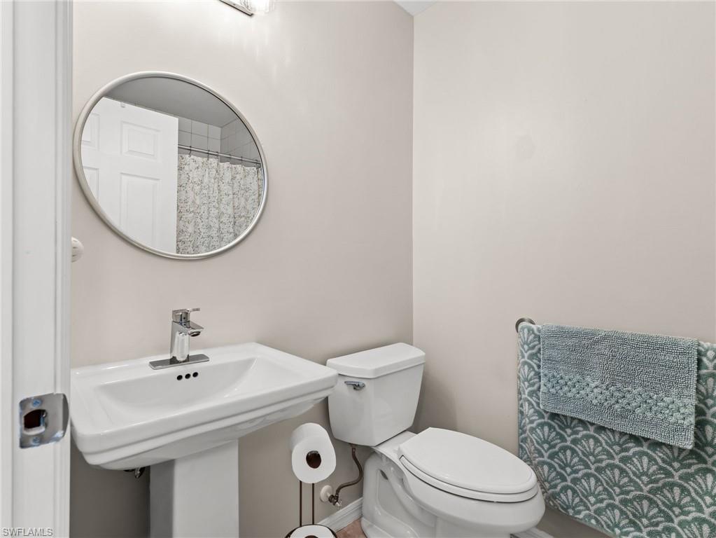 27 9th Pl Property Photo 25