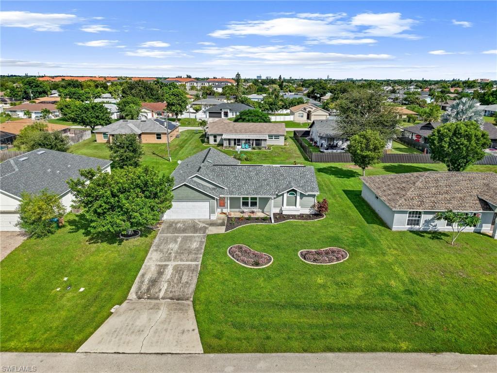27 9th Pl Property Photo 31