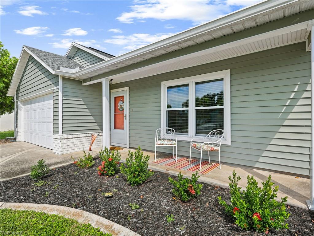 27 9th Pl Property Photo 35
