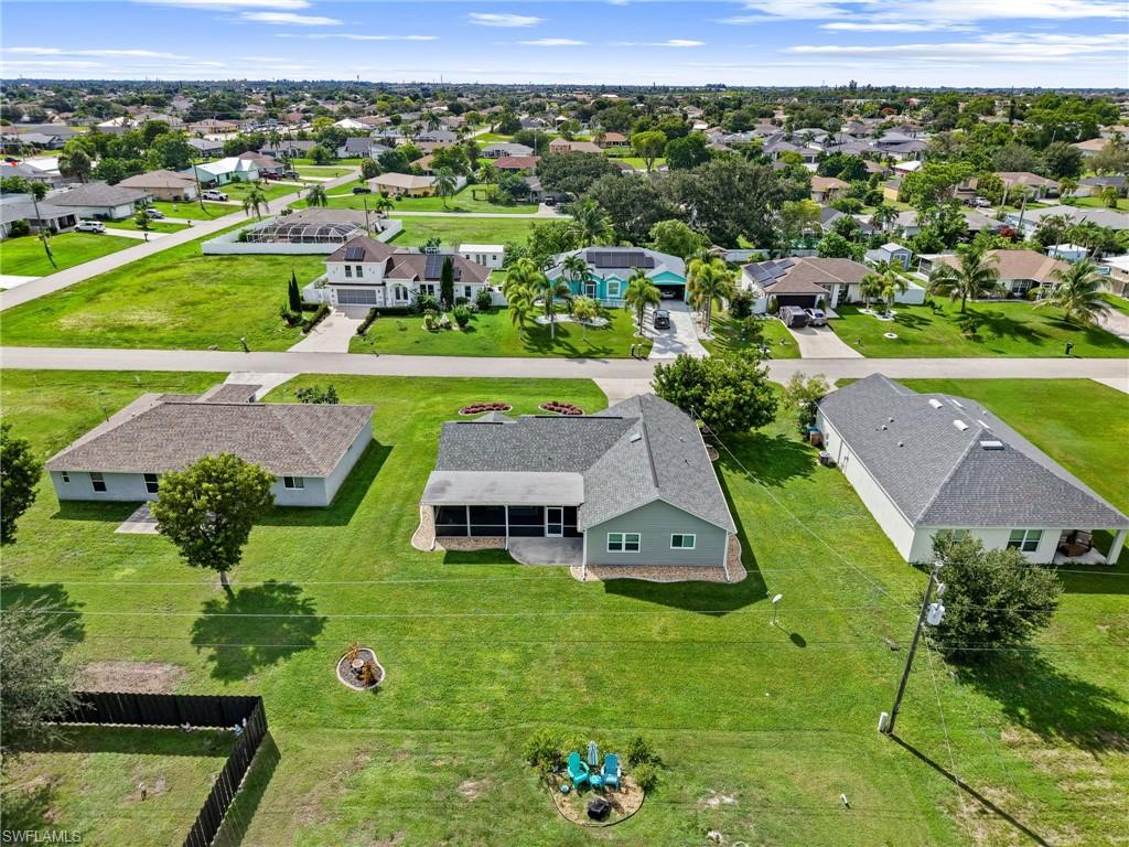 27 9th Pl Property Photo 36