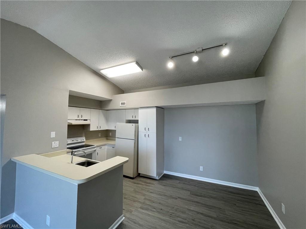 13555 Eagle Ridge Dr 933 Property Photo 3