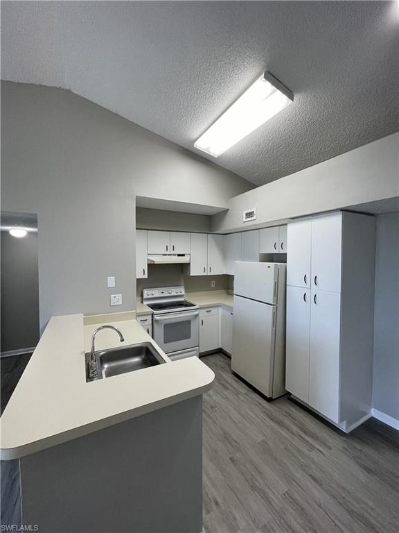 13555 Eagle Ridge Dr 933 Property Photo 4