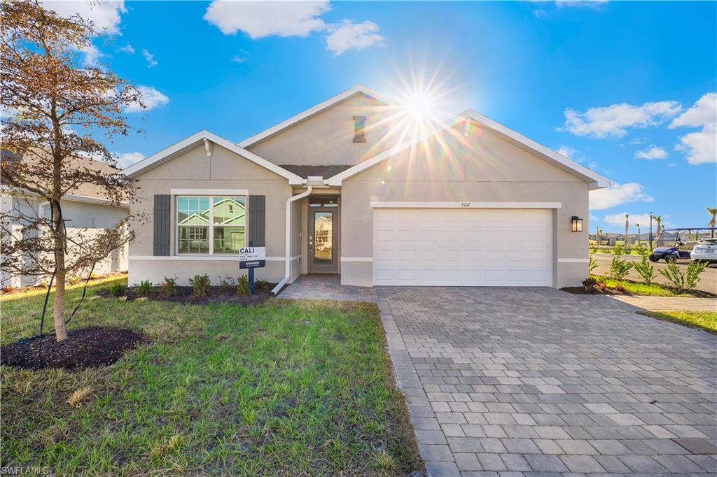 8009 Sandalwood Cir Property Photo 1