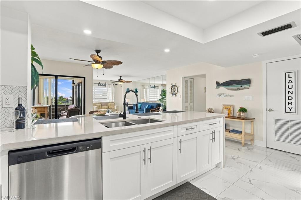 6670 Estero Blvd A404 Property Photo 19