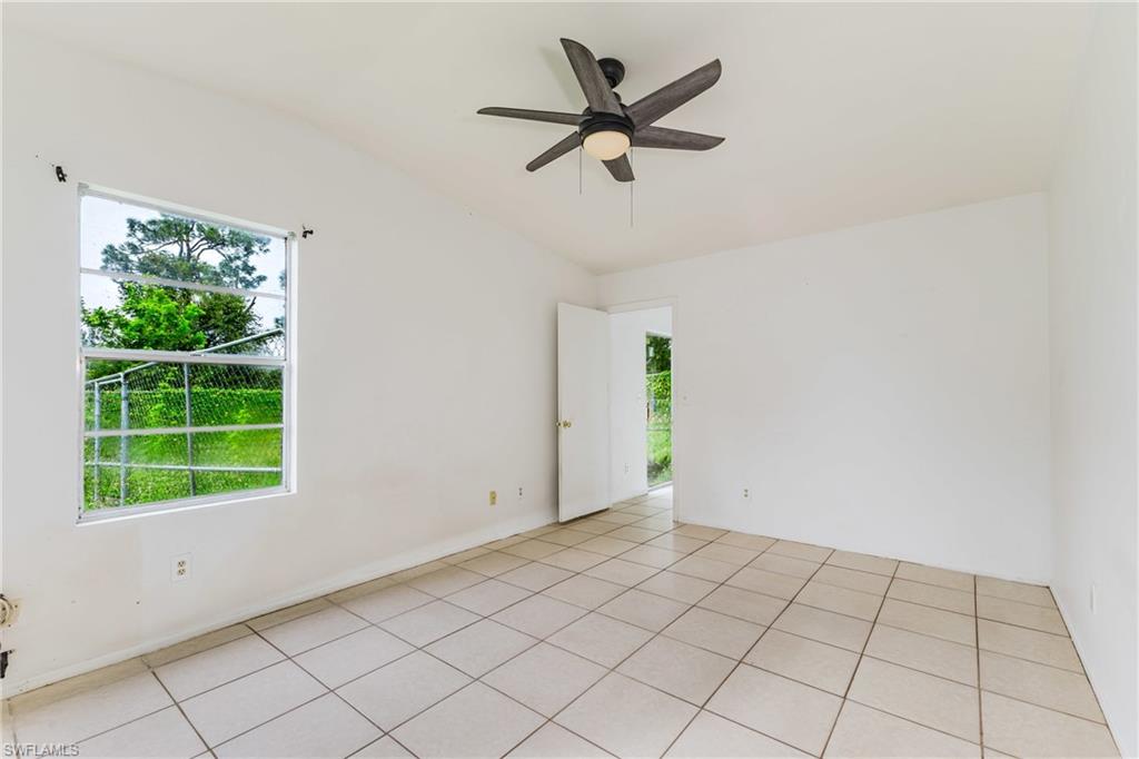 2139 28th St Property Photo 19