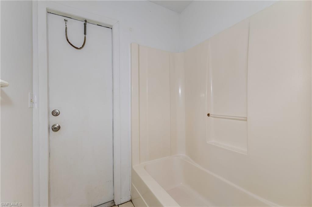 2139 28th St Property Photo 23