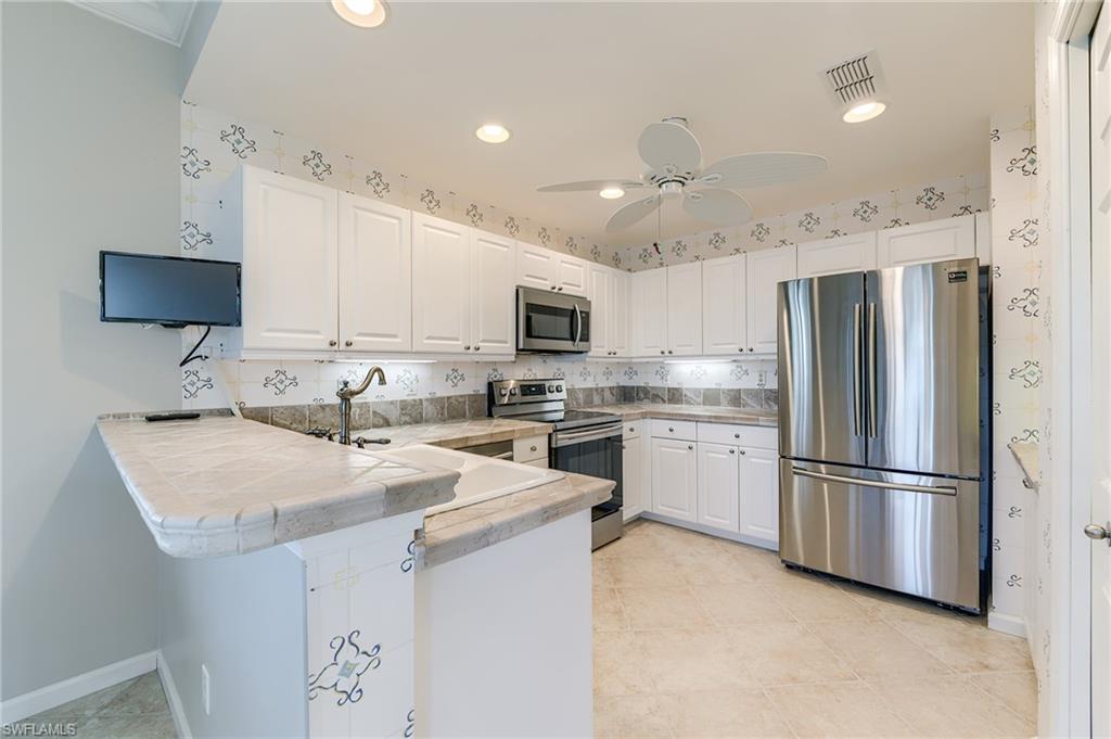 23151 Rosedale Dr 102 Property Photo 17