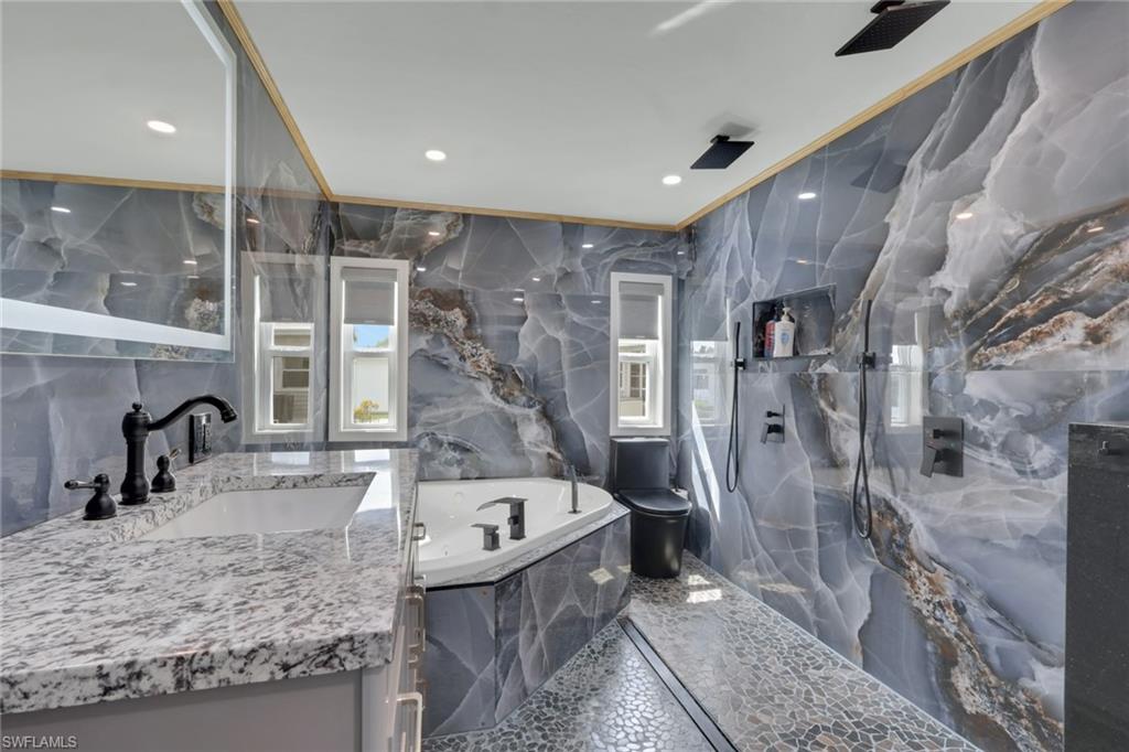 27547 Macke Dr Property Photo 15