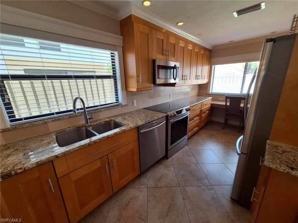 551 Beachwalk Cir 85-0 Property Photo 25