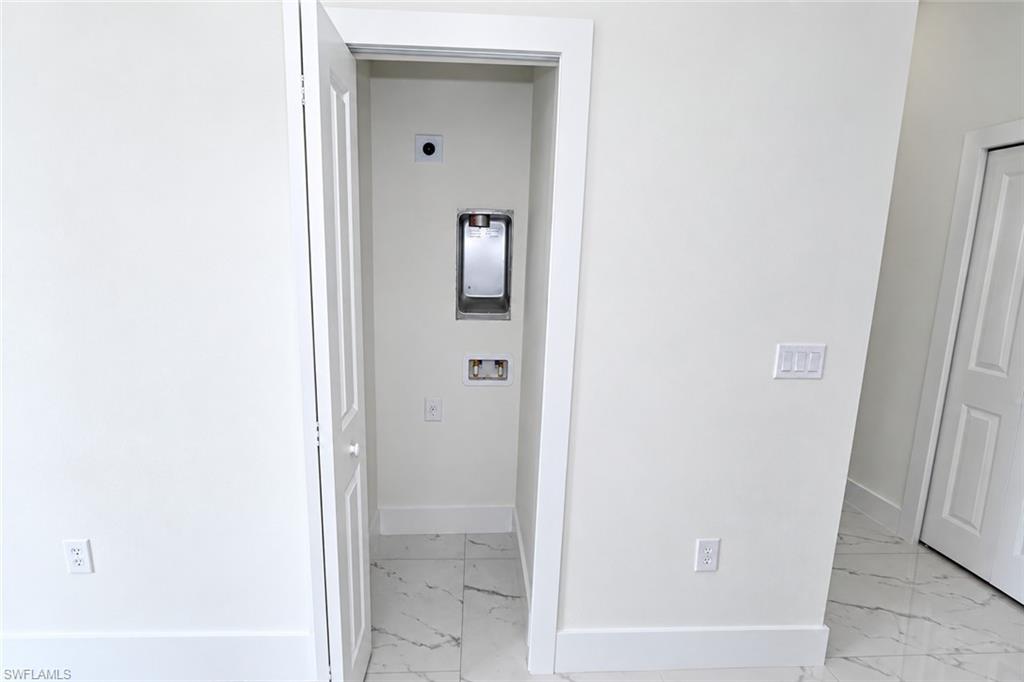 465 Windermere Dr Property Photo 17