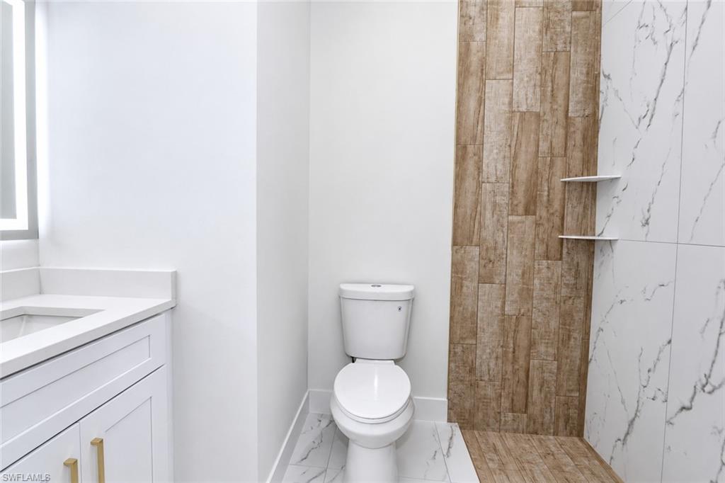 465 Windermere Dr Property Photo 18