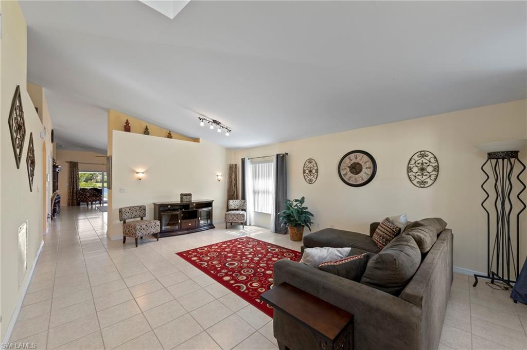 21517 Berwhich Run Property Photo 3