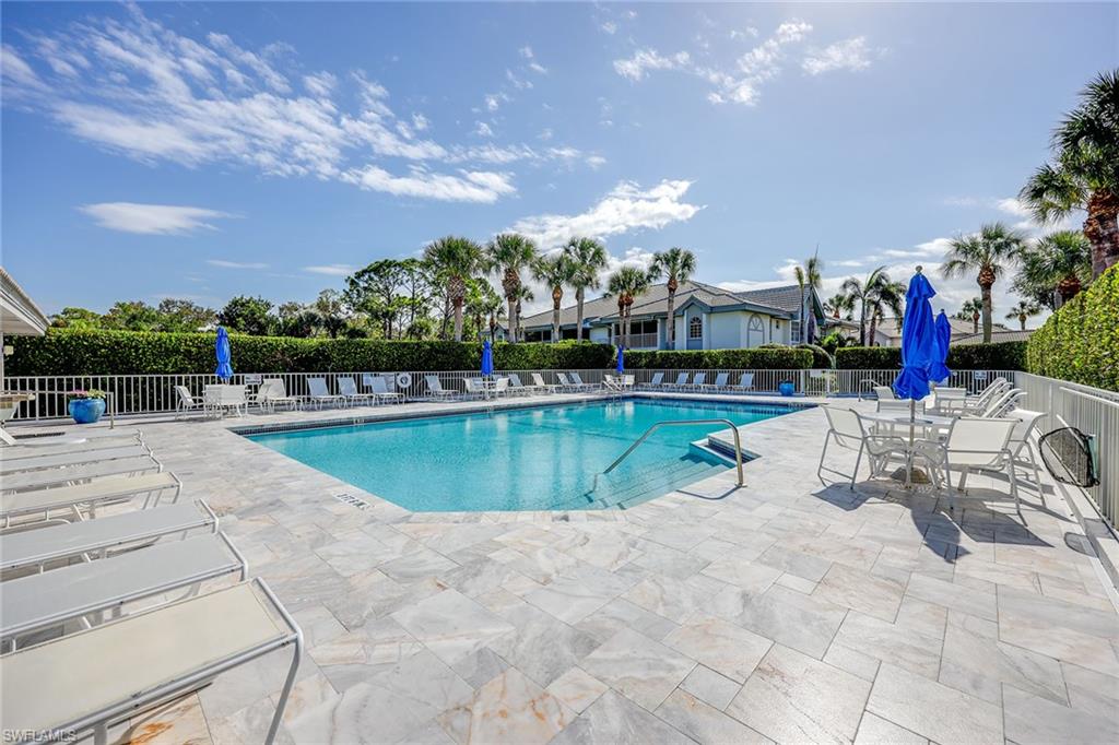 4240 Lake Forest Dr 423 Property Photo 24