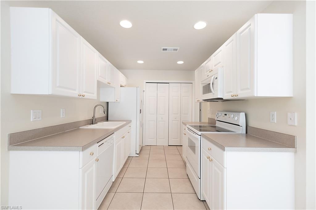 7110 Wild Forest Ct 102 Property Photo 5