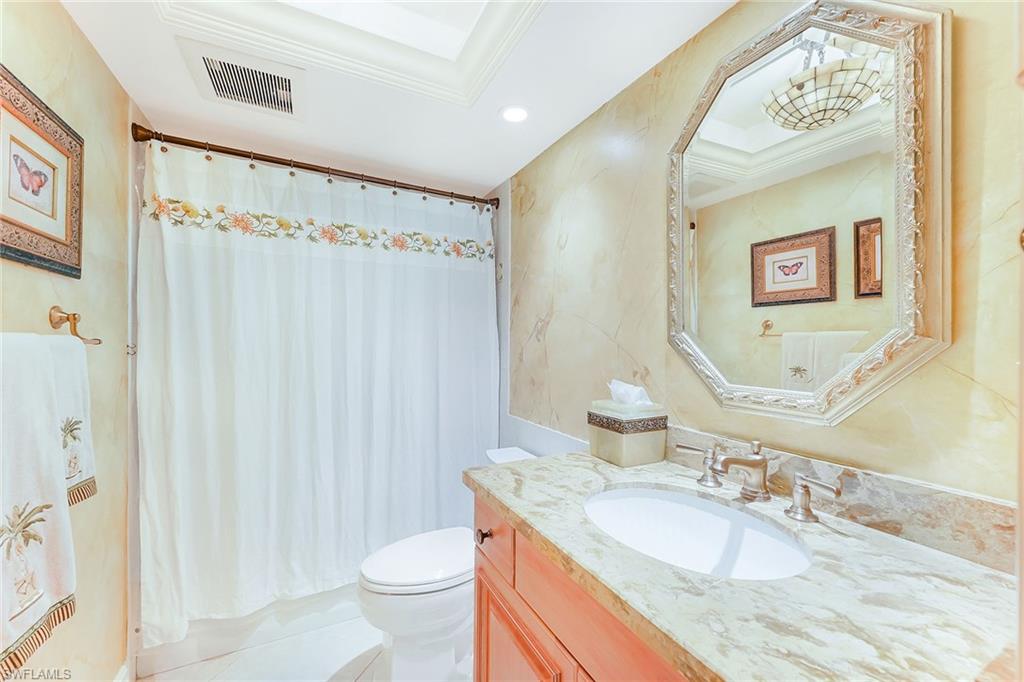 4005 Gulf Shore Blvd N 607 Property Photo 14