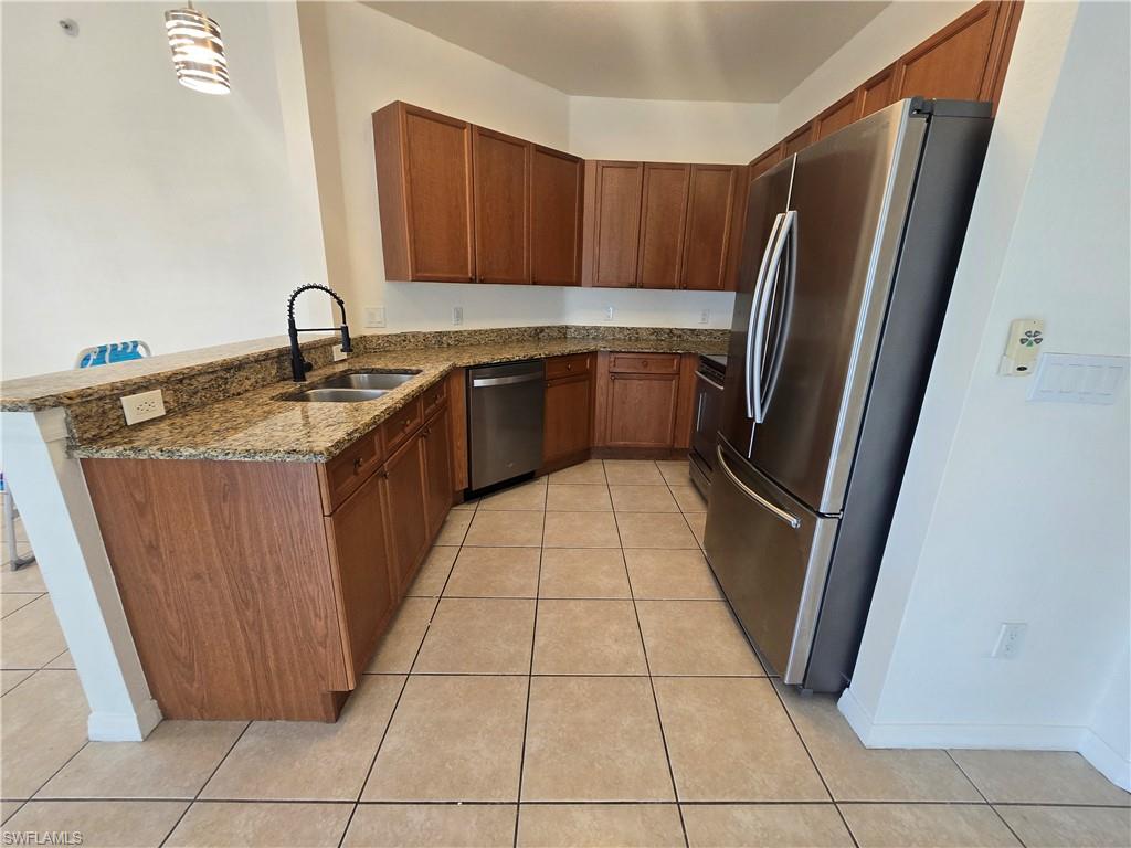 10080 Lake Cove Dr 202 Property Photo 10
