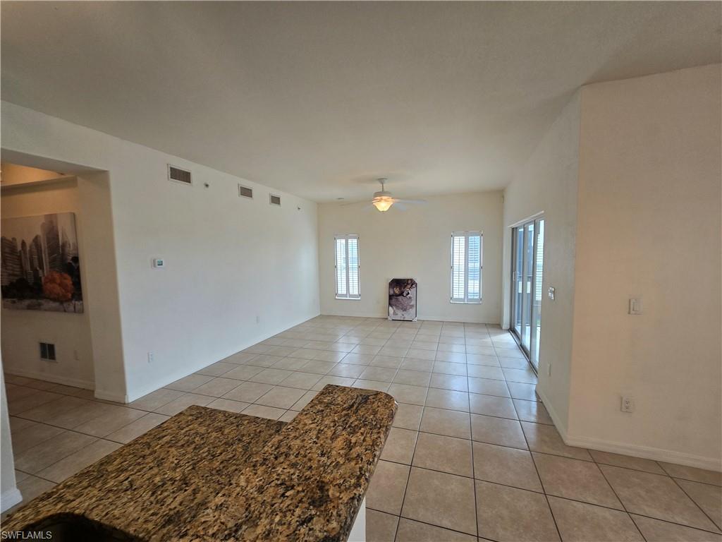 10080 Lake Cove Dr 202 Property Photo 12