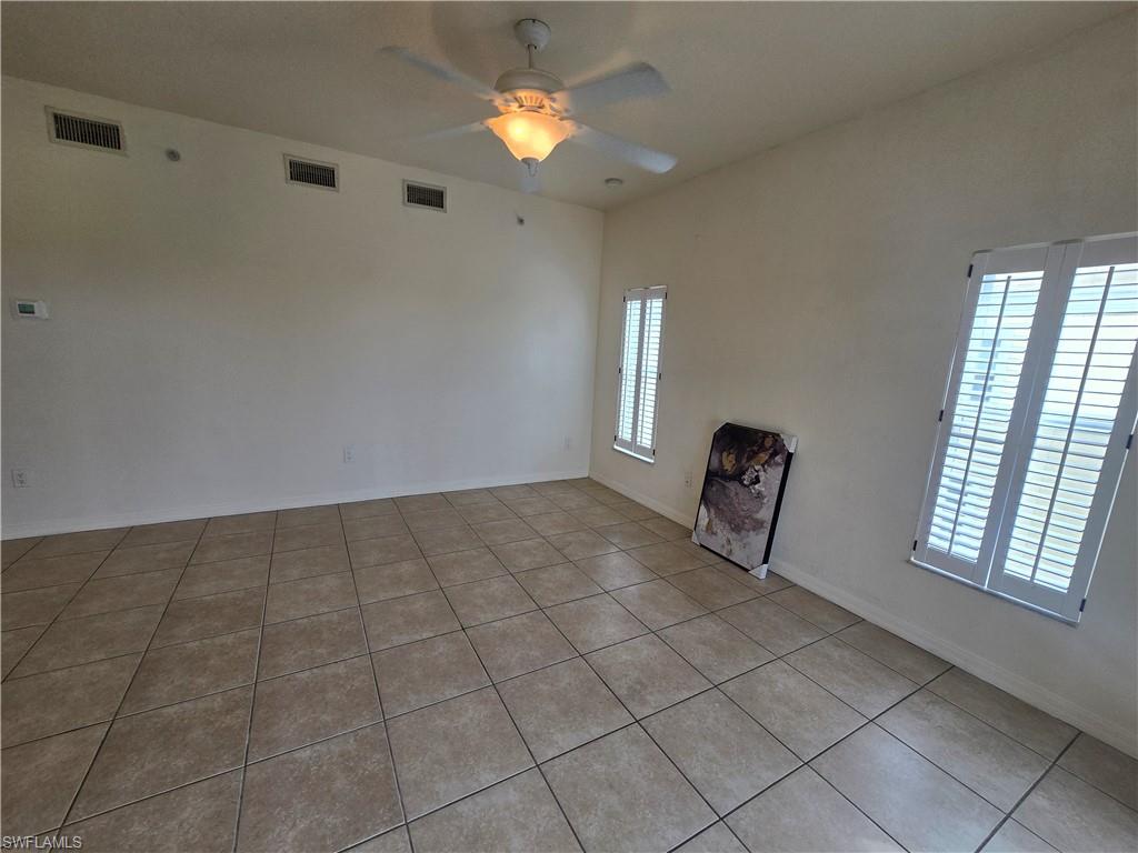 10080 Lake Cove Dr 202 Property Photo 13