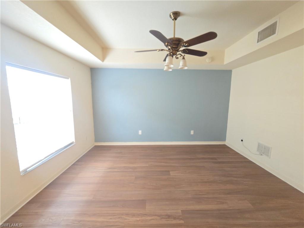 10080 Lake Cove Dr 202 Property Photo 19