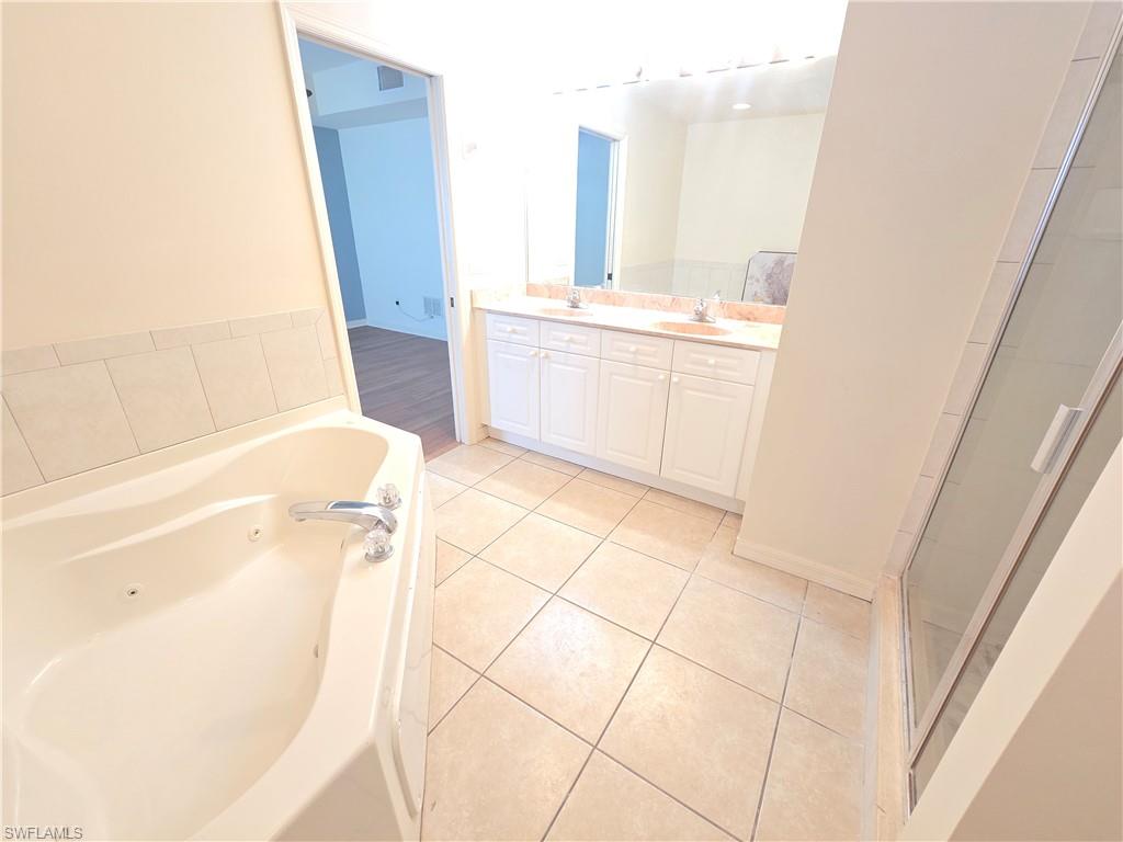 10080 Lake Cove Dr 202 Property Photo 21