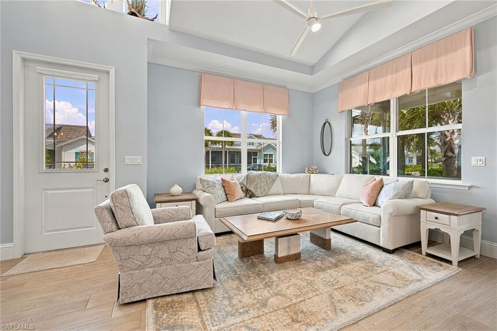 7006 Saona Ct Property Photo 3