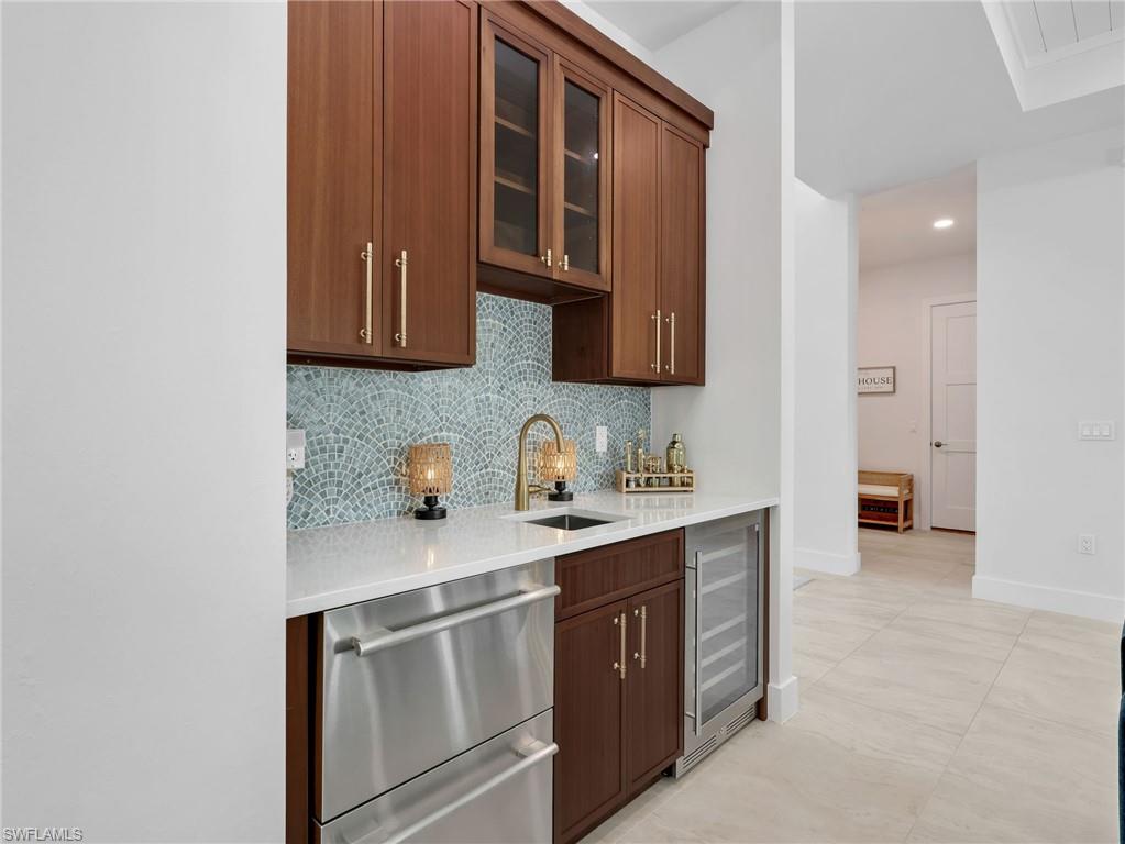 1813 Menorca Ct Property Photo 9