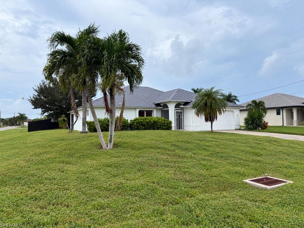 142 34th Pl Property Photo 1