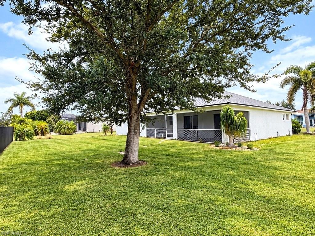 142 34th Pl Property Photo 12