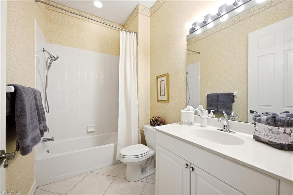 795 Bentwater Cir 202 Property Photo 29