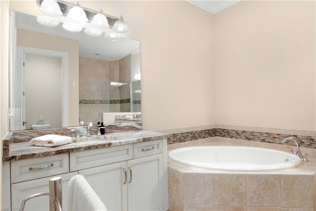 6564 Roma Way Property Photo 18