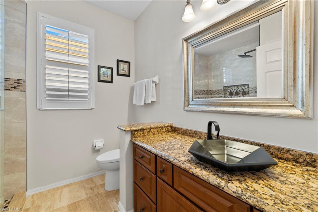 1845 Pondside Ln Property Photo 16