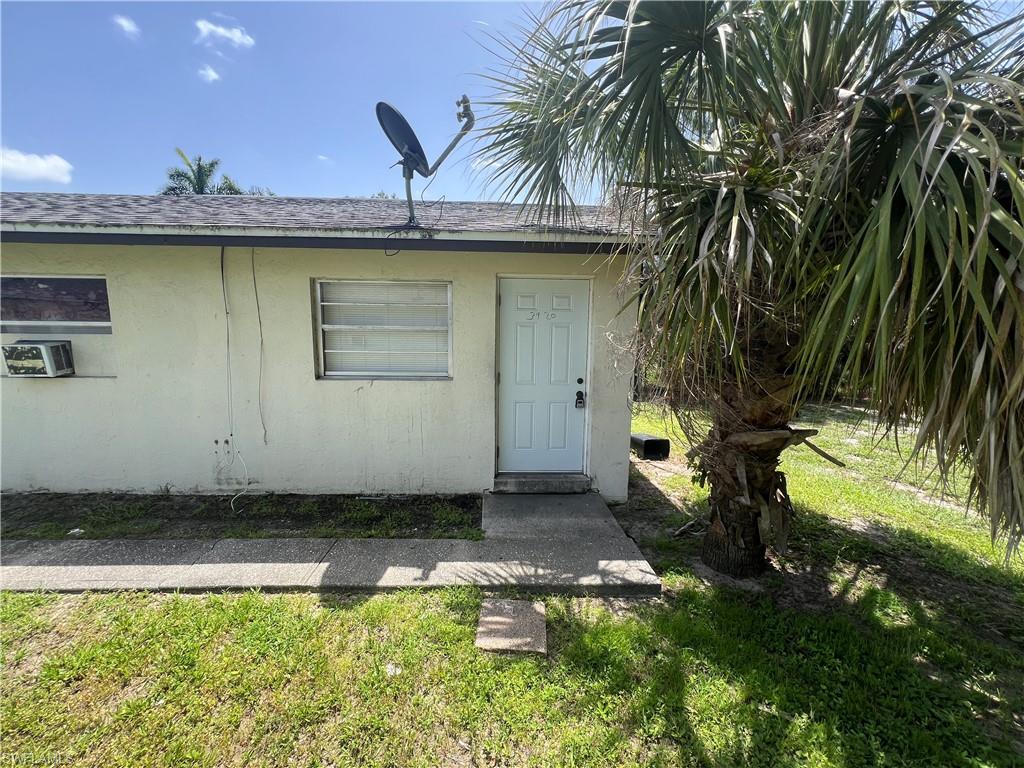 3920 Lora St Property Photo 4