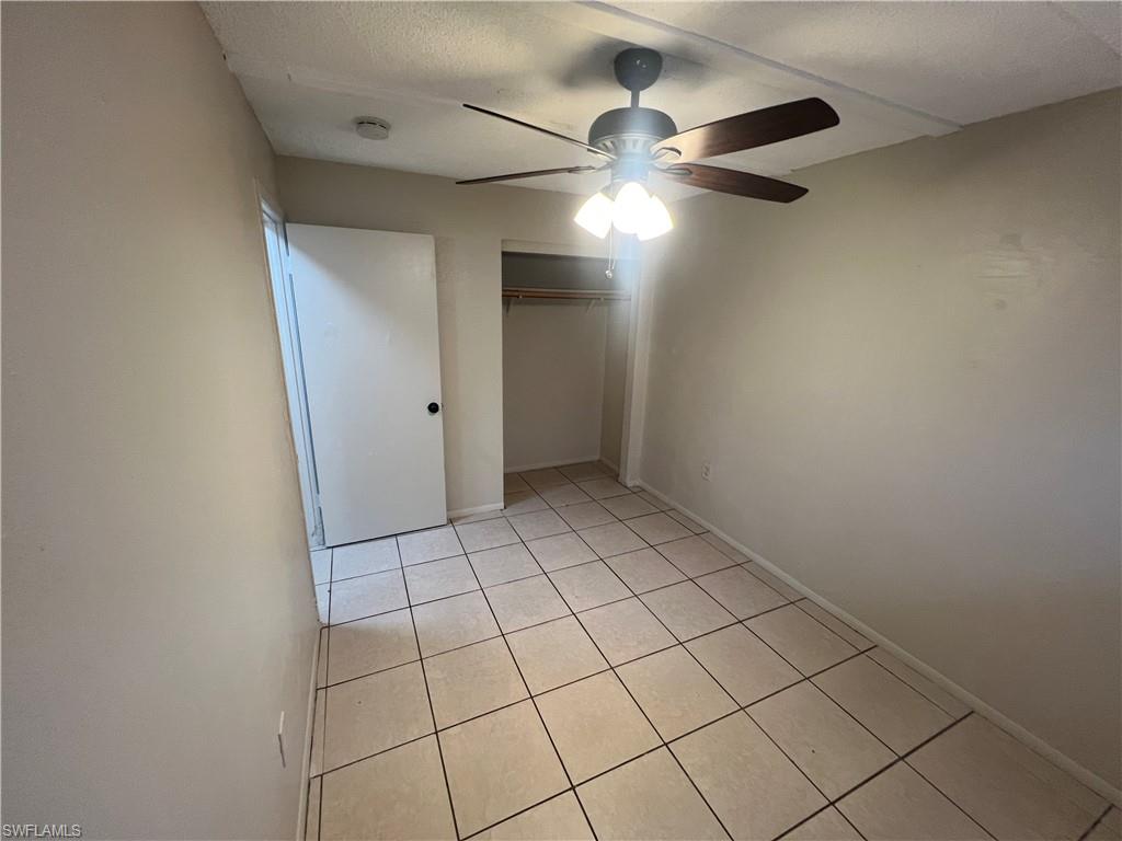 3920 Lora St Property Photo 5