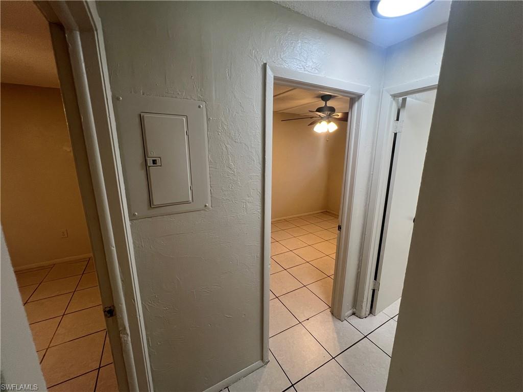 3920 Lora St Property Photo 8
