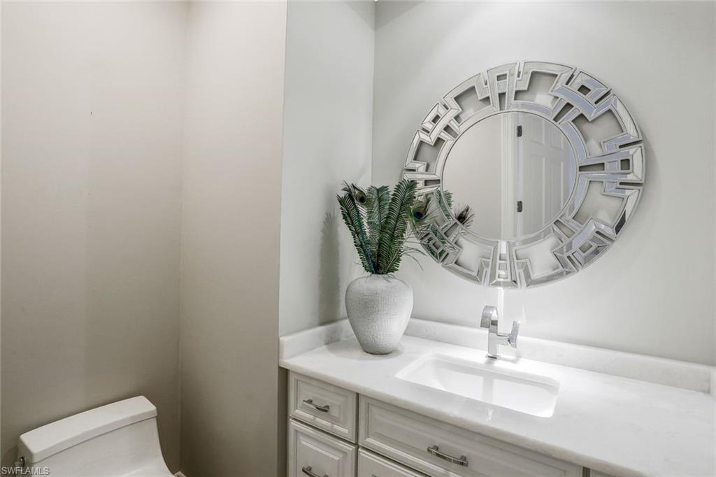 107 Colonade Cir 103 Property Photo 3
