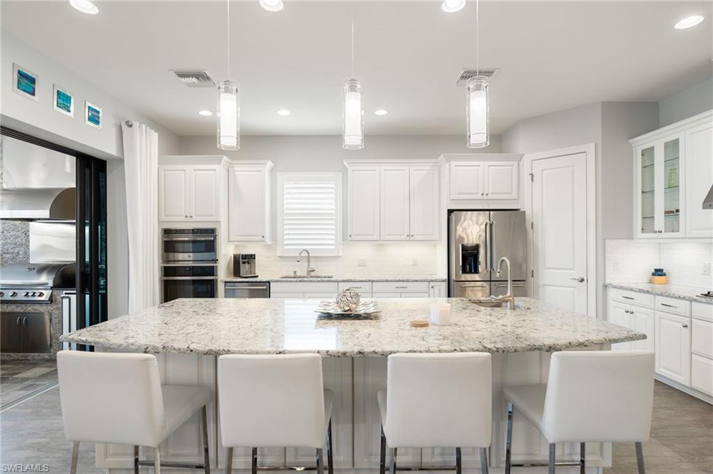 3298 Belon Ln Property Photo 6