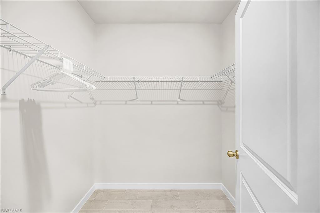17892 Shade Tree Loop Property Photo 15