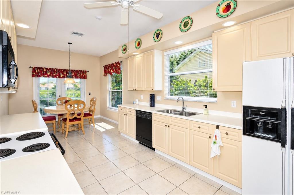6820 Lone Oak Blvd Property Photo 4