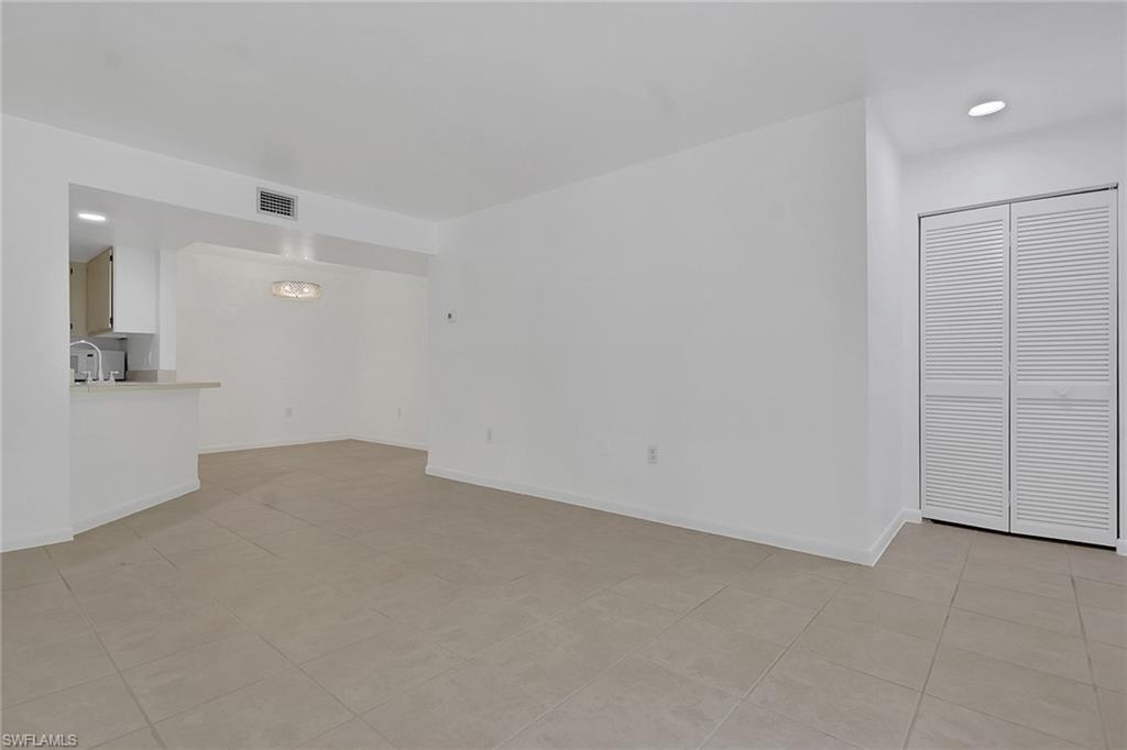 3180 Seasons Way 916 Property Photo 5