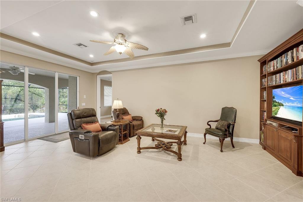 9267 Breno Dr Property Photo 4