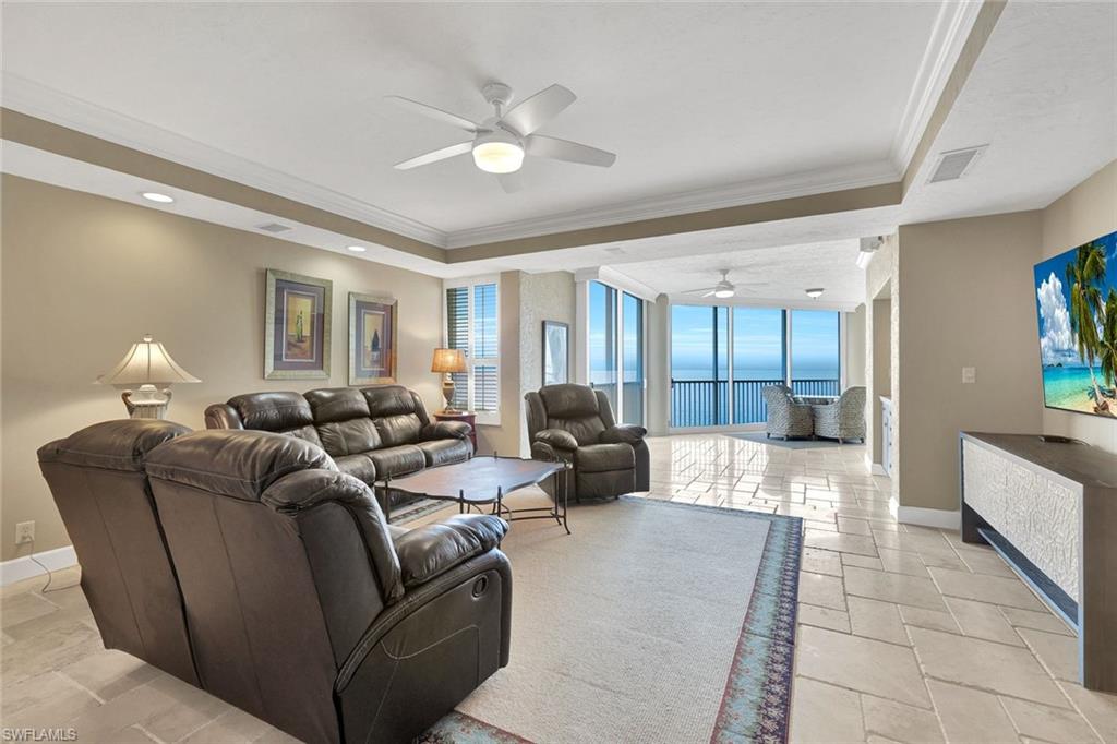 6000 Royal Marco Way 646 Property Photo 10