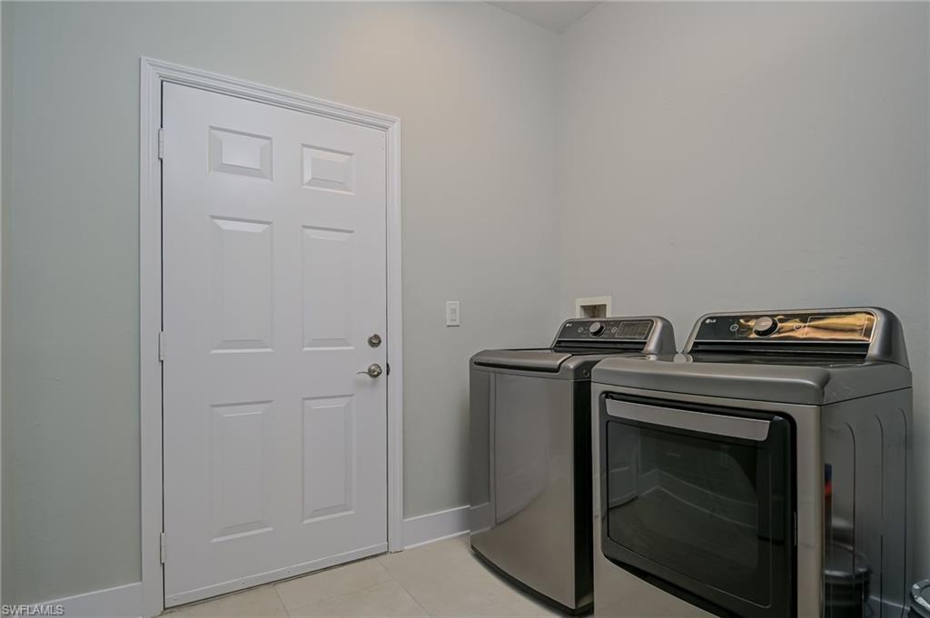 7891 Sanctuary Cir 2 Property Photo 25