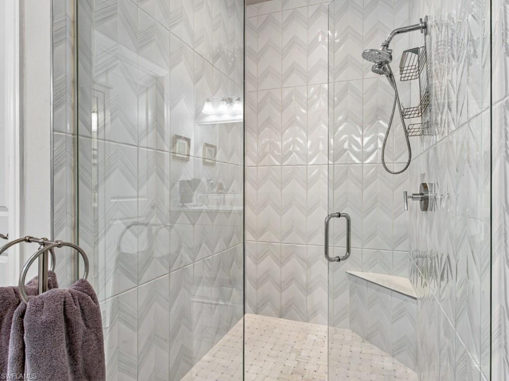 8947 Saint Lucia Dr Property Photo 6