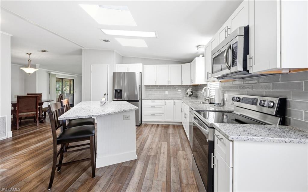 173 Belle Isle Cir Property Photo 5