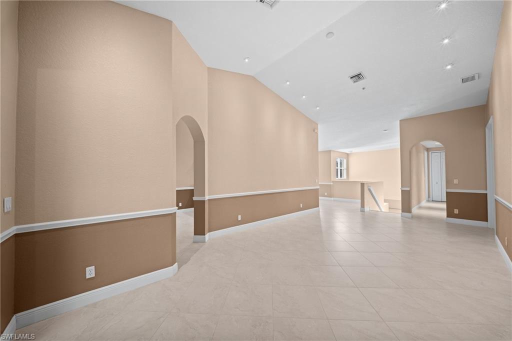 1405 Mariposa Cir 11202 Property Photo 9