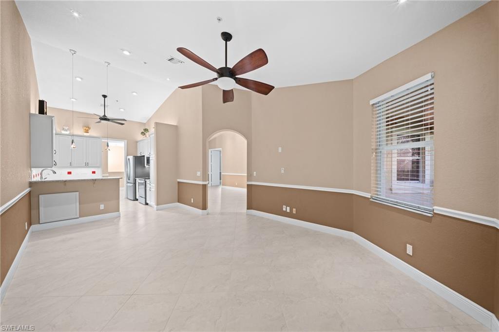 1405 Mariposa Cir 11202 Property Photo 17